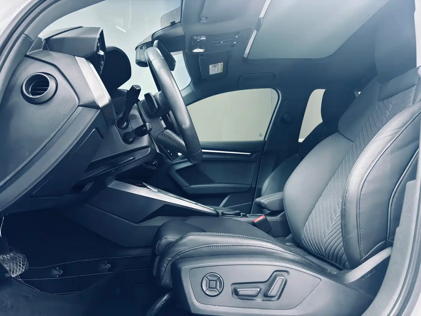 Audi A3 2022 Sportback 35 TFSI Style Elegance фото 8