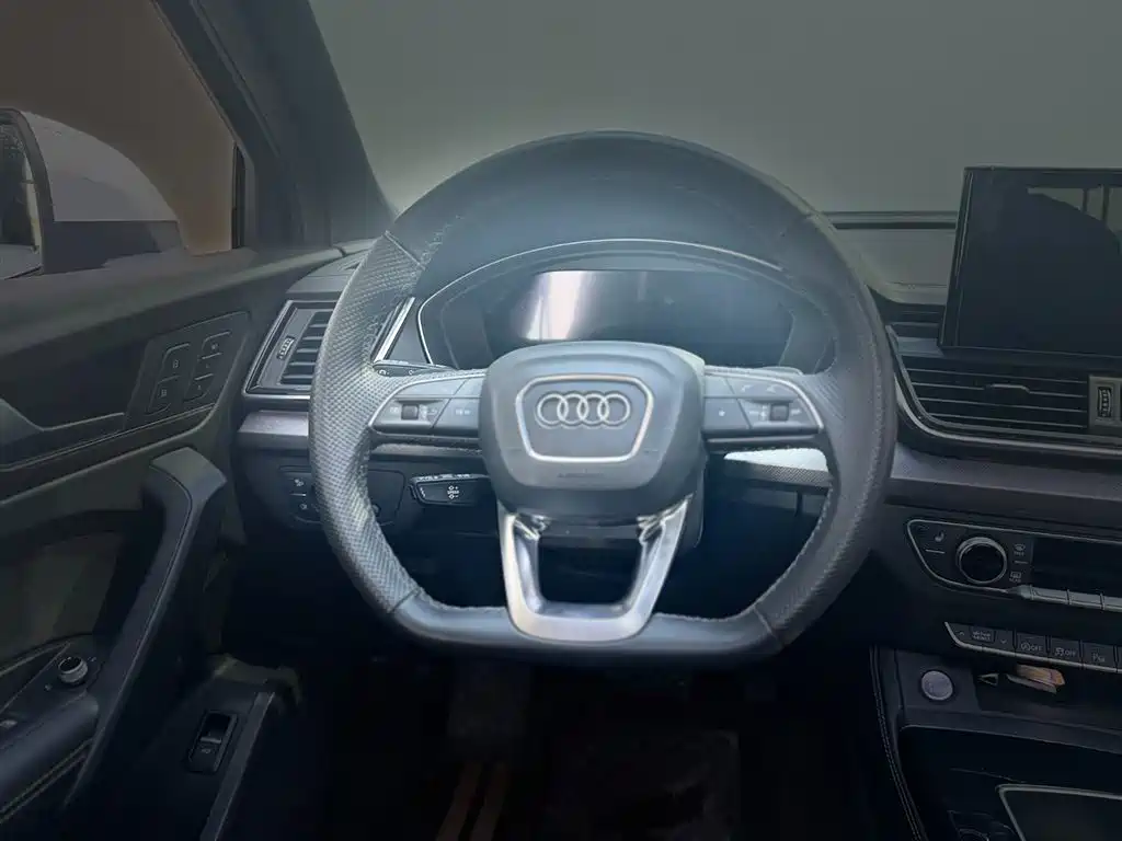Audi Q5L Sportback 2022 40 TFSI Luxury фото 12