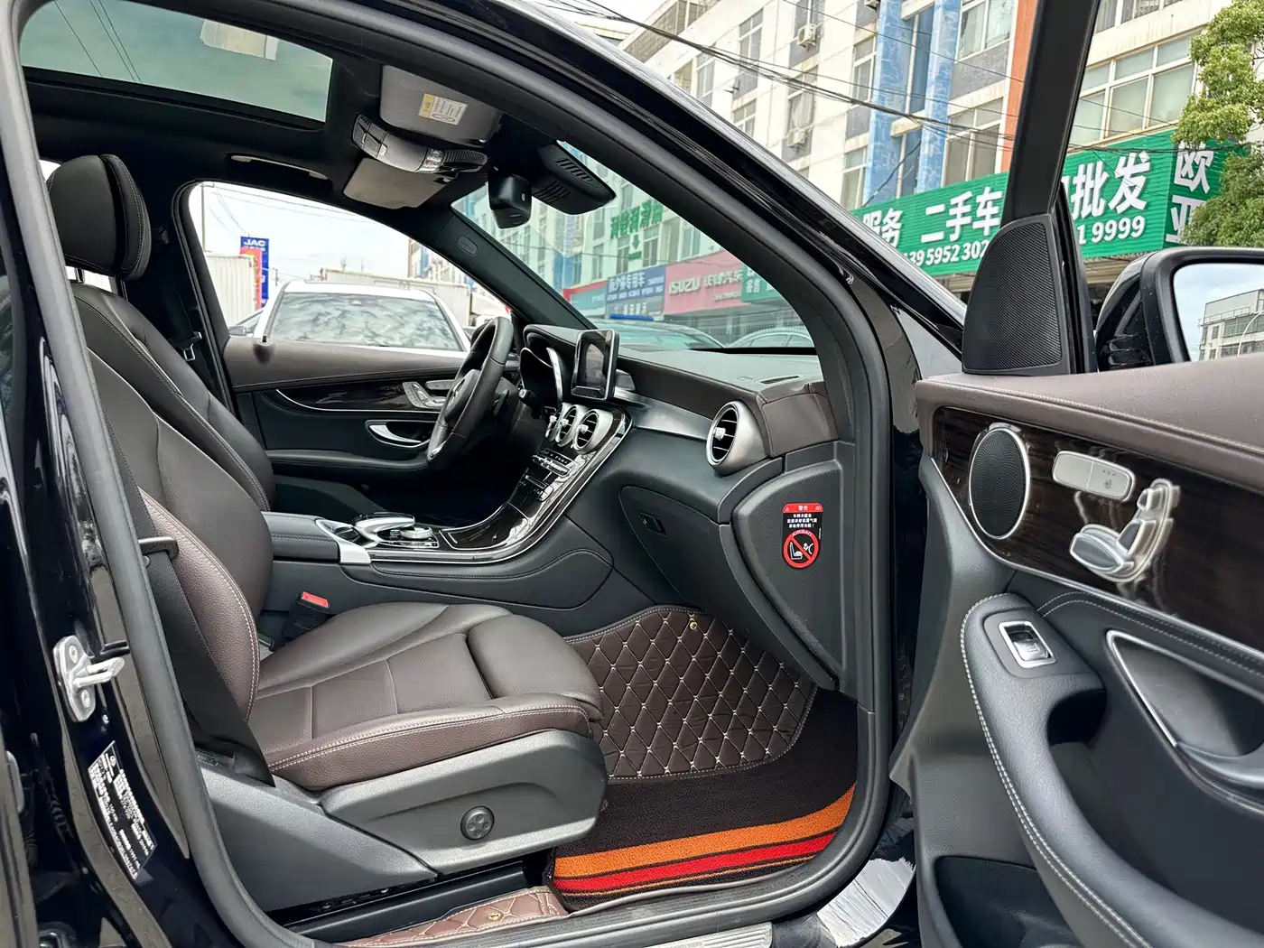 Mercedes-Benz GLC 2019 GLC 260 L 4MATIC Luxury фото 11