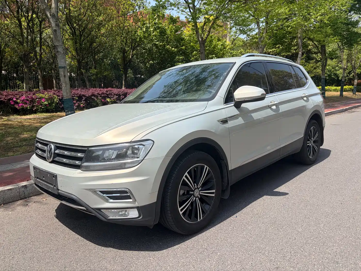 Volkswagen Tiguan L 2019 330TSI Automatic 2WD Panorama Comfort Edition China VI
