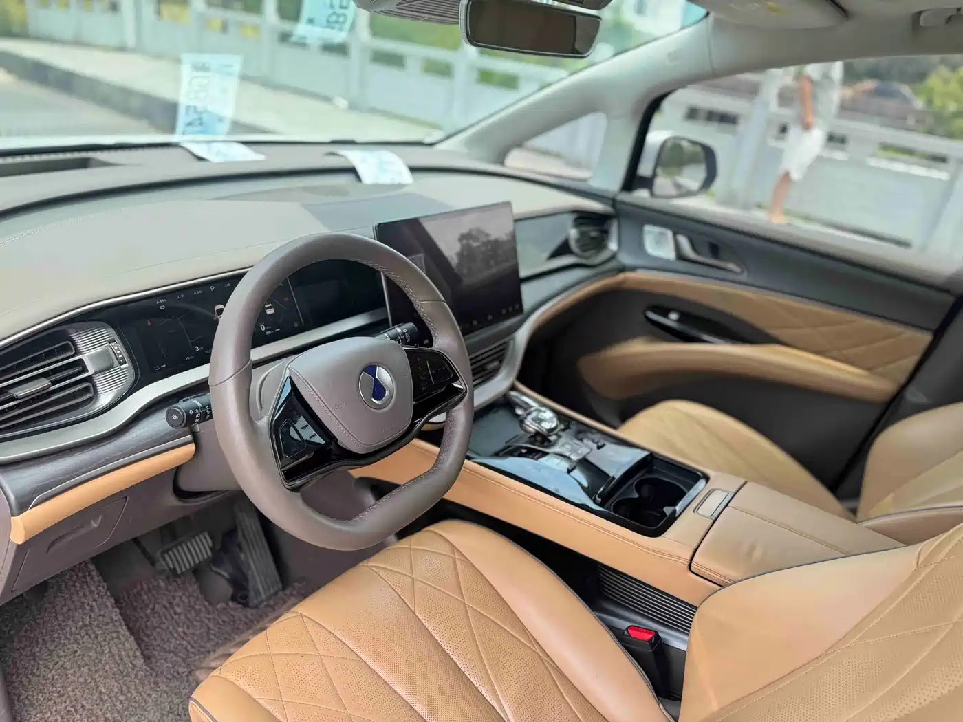 Denza D9 2022 2022 DM-i 970 AWD Flagship