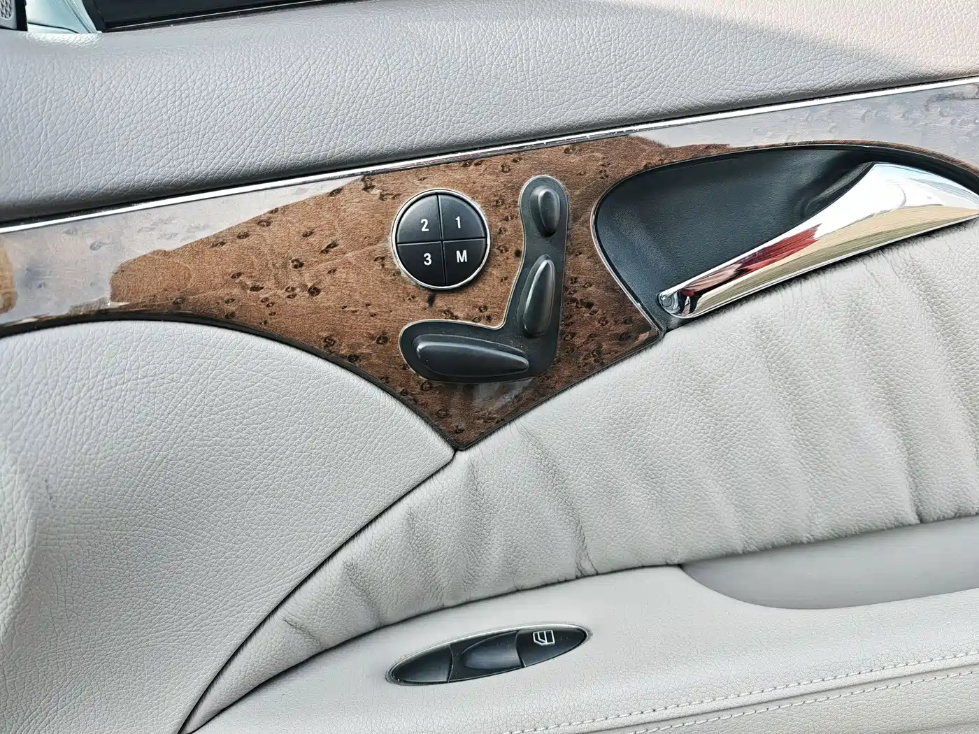 Mercedes-Benz E-Class 2005 E 280 фото 17