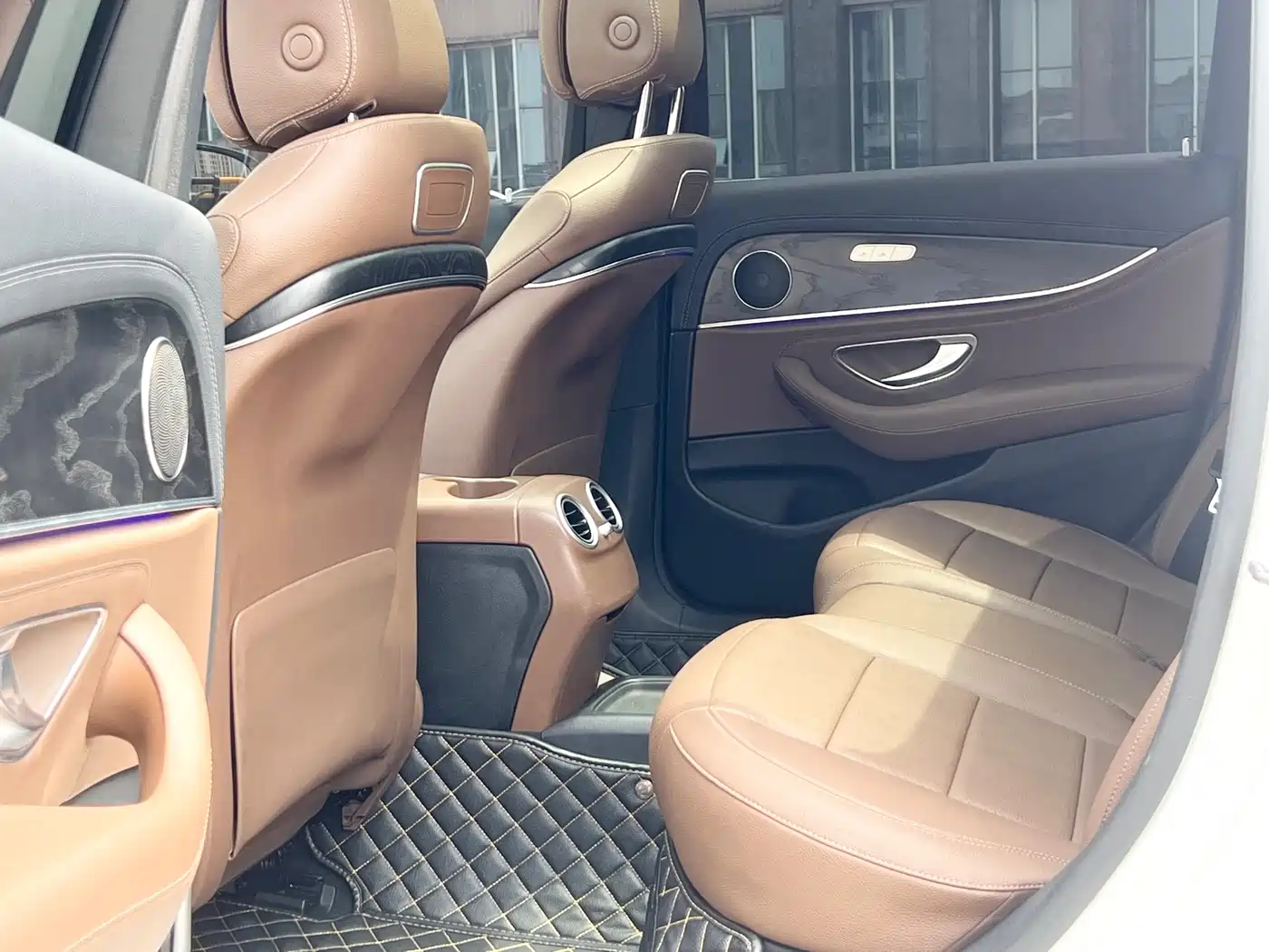 Mercedes-Benz E-Class 2019 E 200 L Sport фото 7