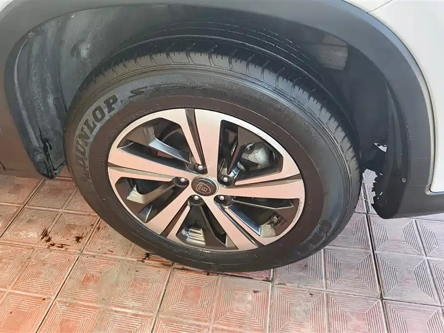 CHANGAN CS75