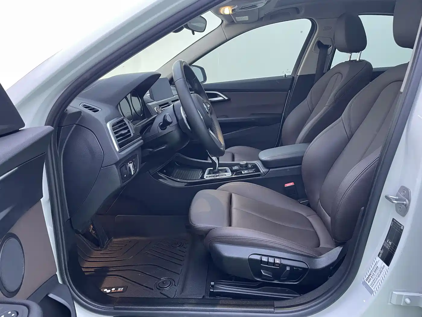 BMW 1 Series 2020 Model 125i Leading M Sport Package фото 7