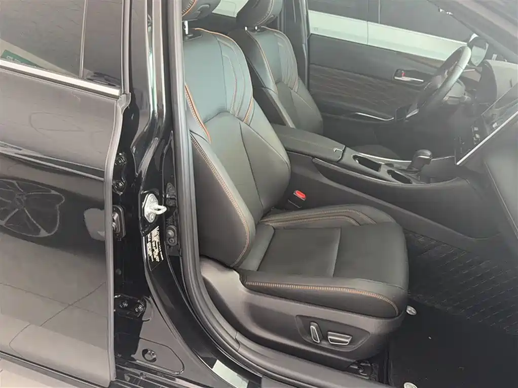 Toyota Avalon 2024 Model 2.0L Premium Selection Edition фото 20