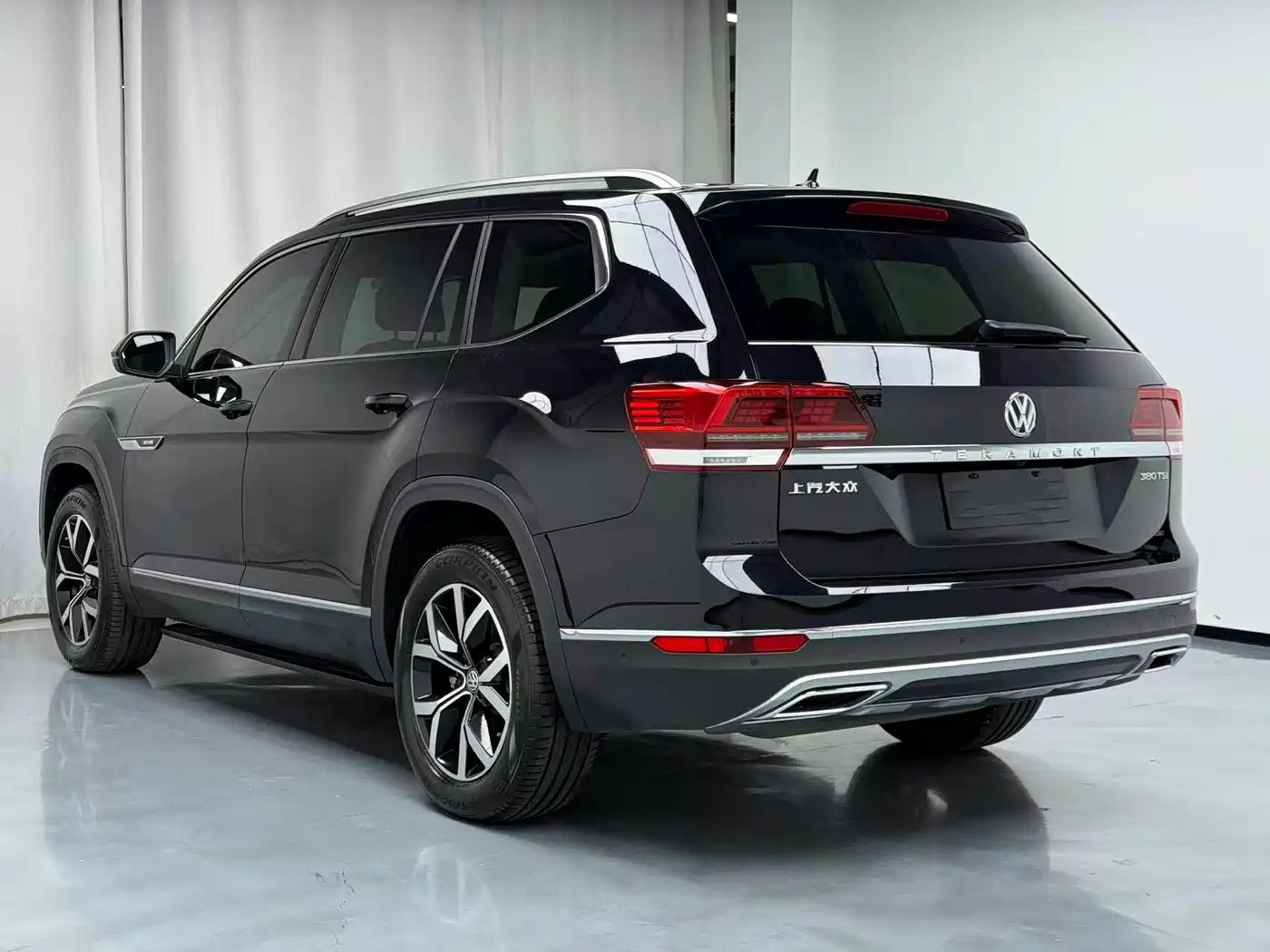 Volkswagen Teramont 2020 380TSI 4WD Luxury Edition China VI фото 13