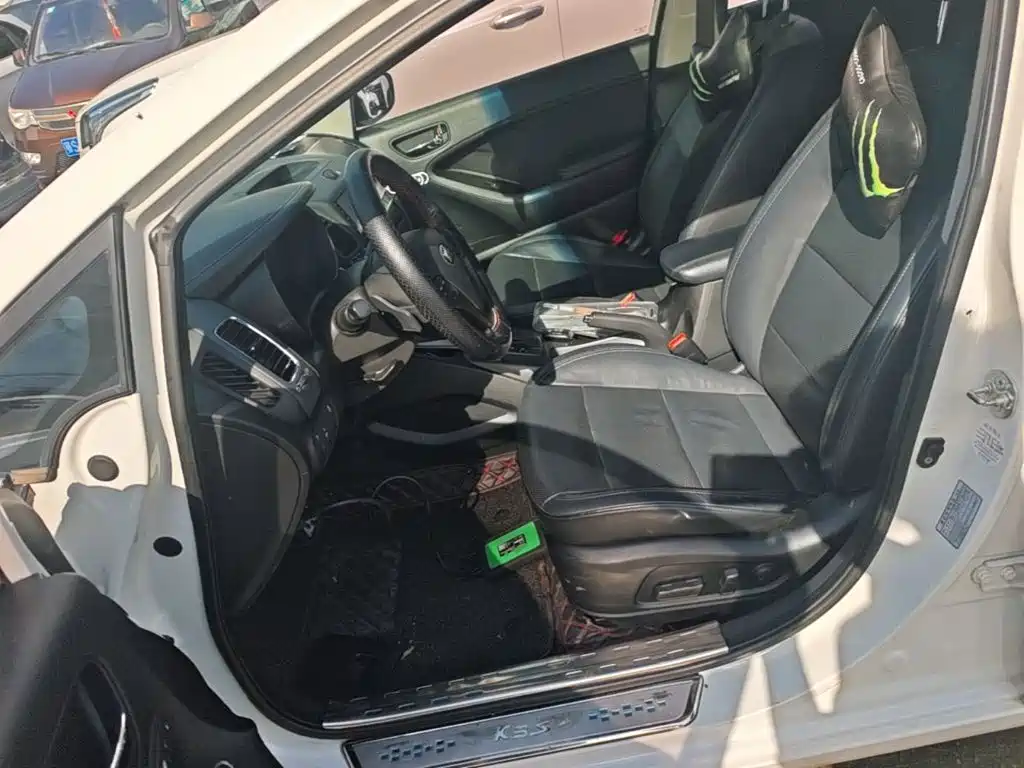 Kia K3S 2014 2014 1.6L Automatic Premium
