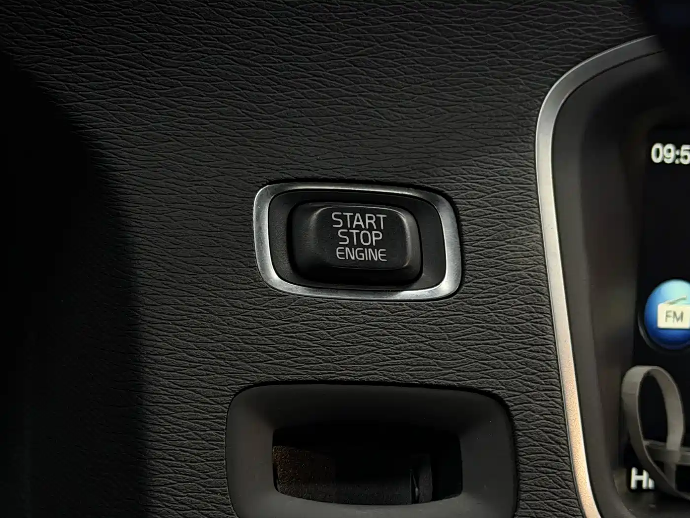 VOLVO S60 PLUG IN HYBRID