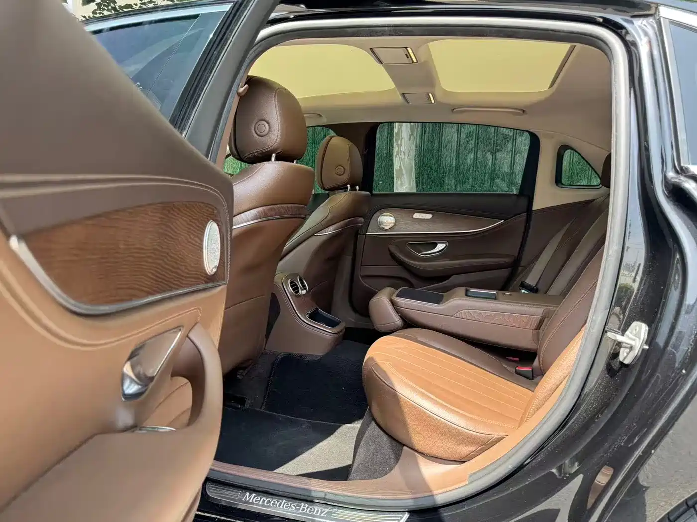 Mercedes-Benz E-Class 2021 E 260 L фото 6