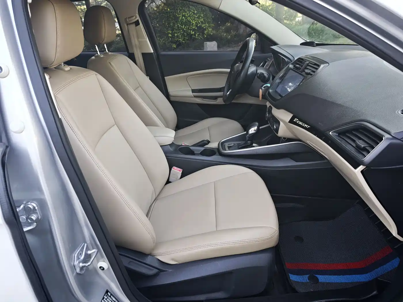 Ford Escort 2015 2015 1.5L Automatic Comfort