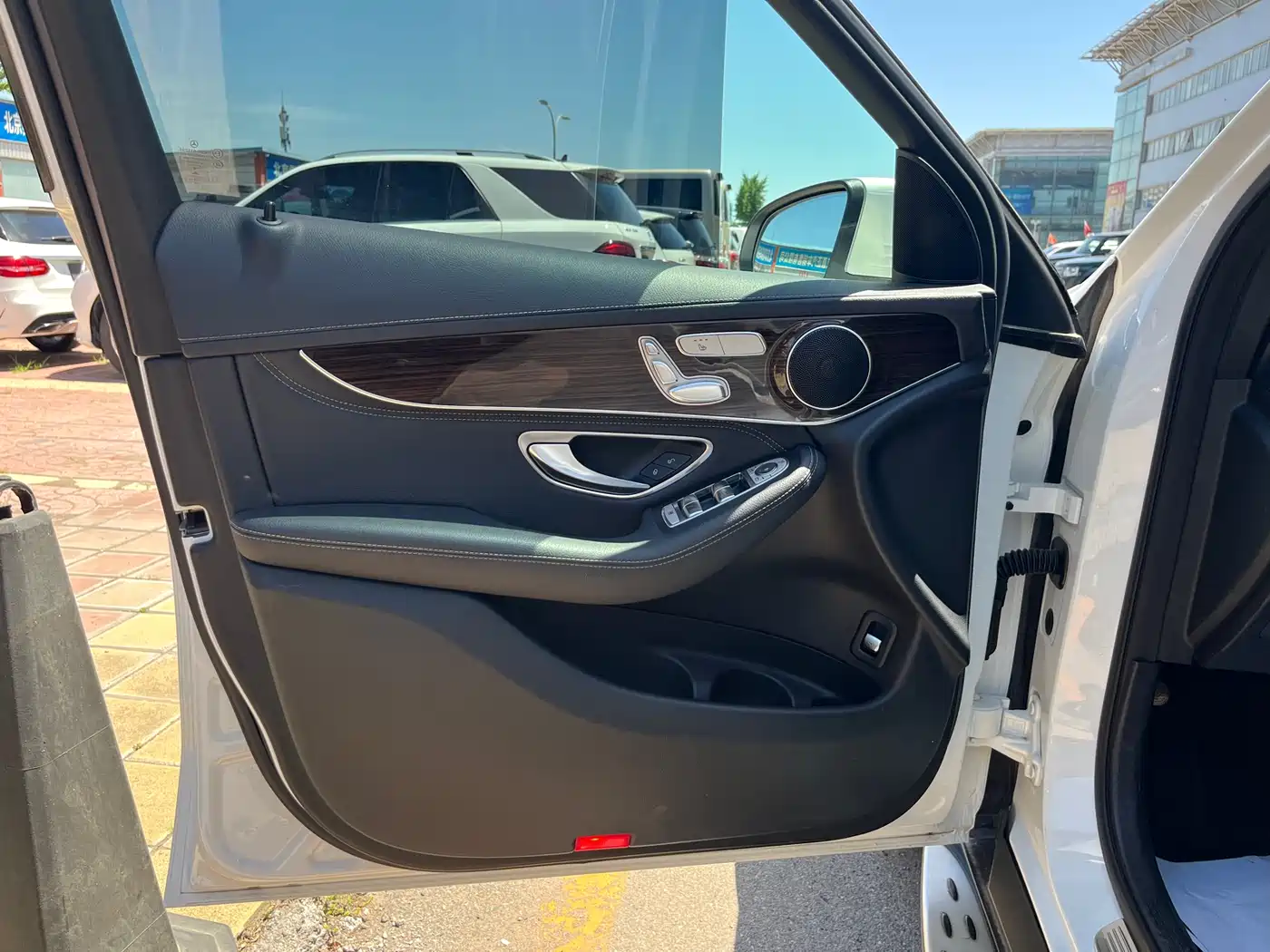 Mercedes-Benz GLC 2019 GLC 260 L 4MATIC Luxury фото 8