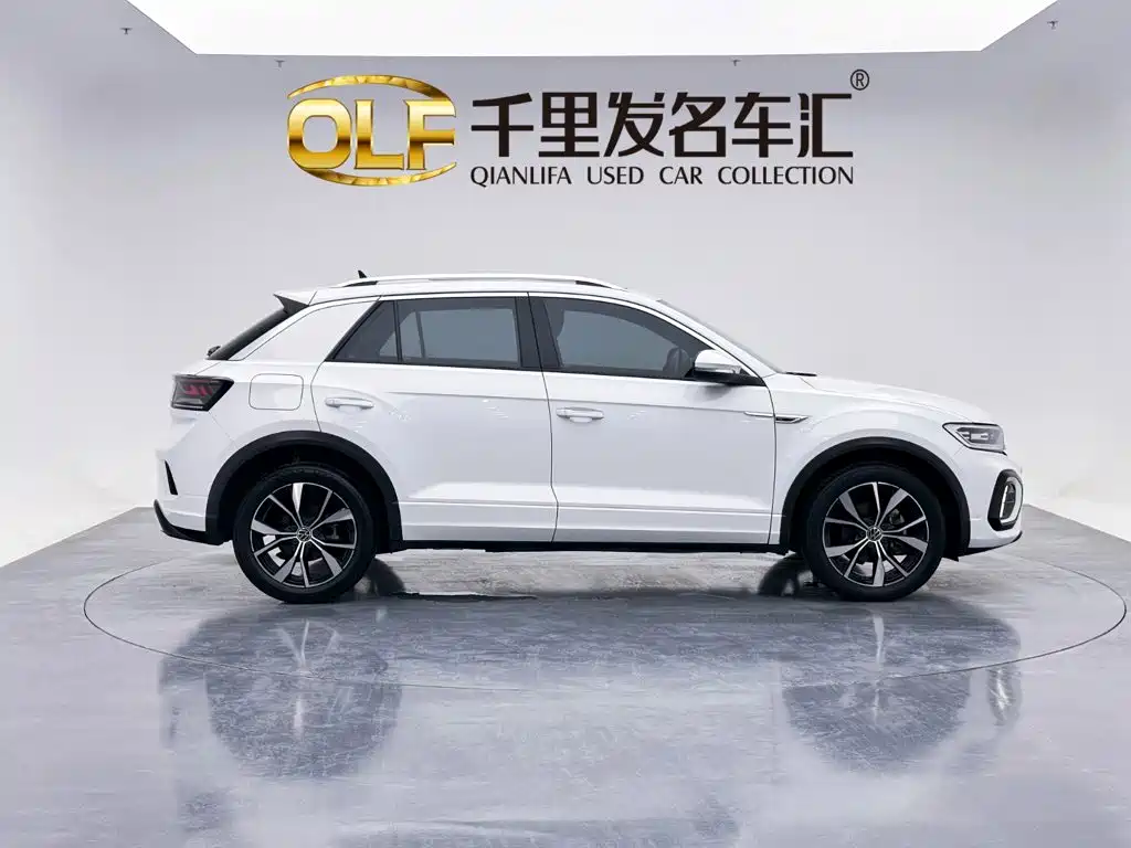 Photo 4 - Volkswagen T-ROC
