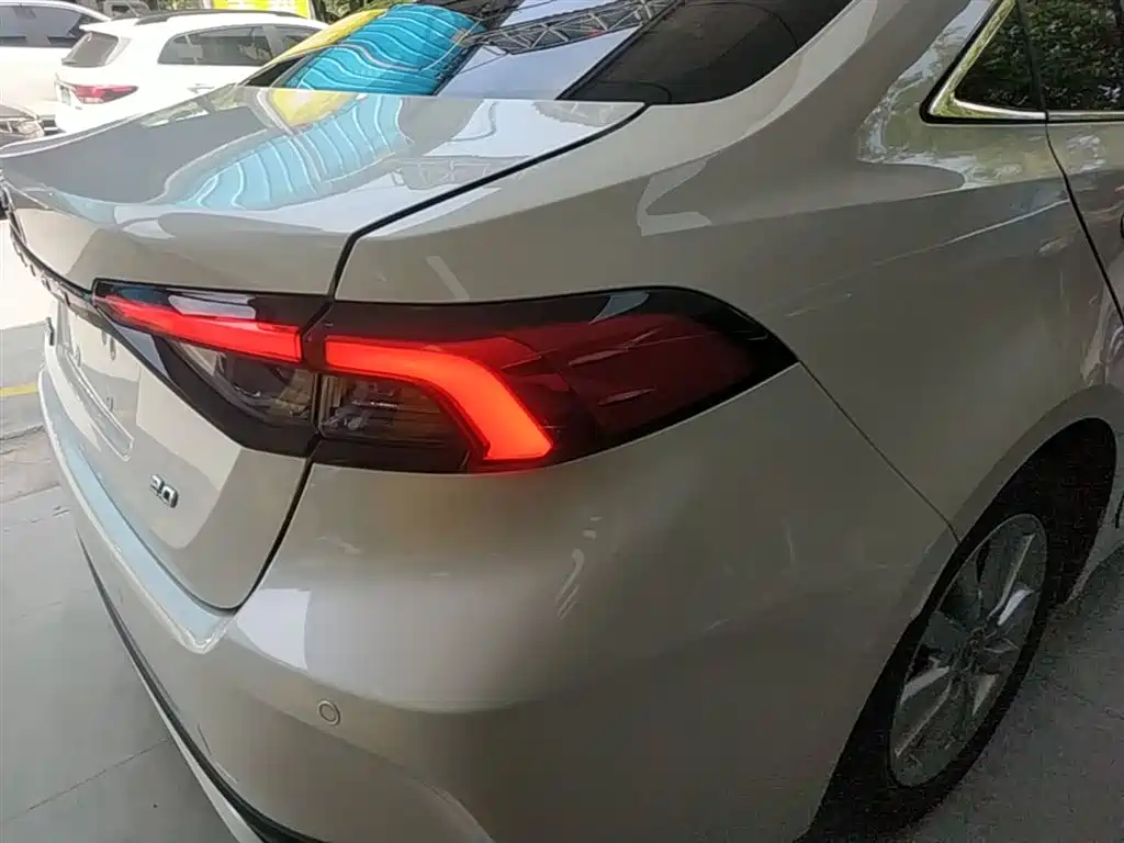 Toyota Allion 2022 Model 2.0L Prestige Edition фото 8