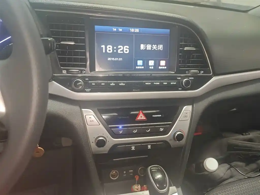 Hyundai Elantra 2016 Model 1.6L Automatic Smart Elite фото 13