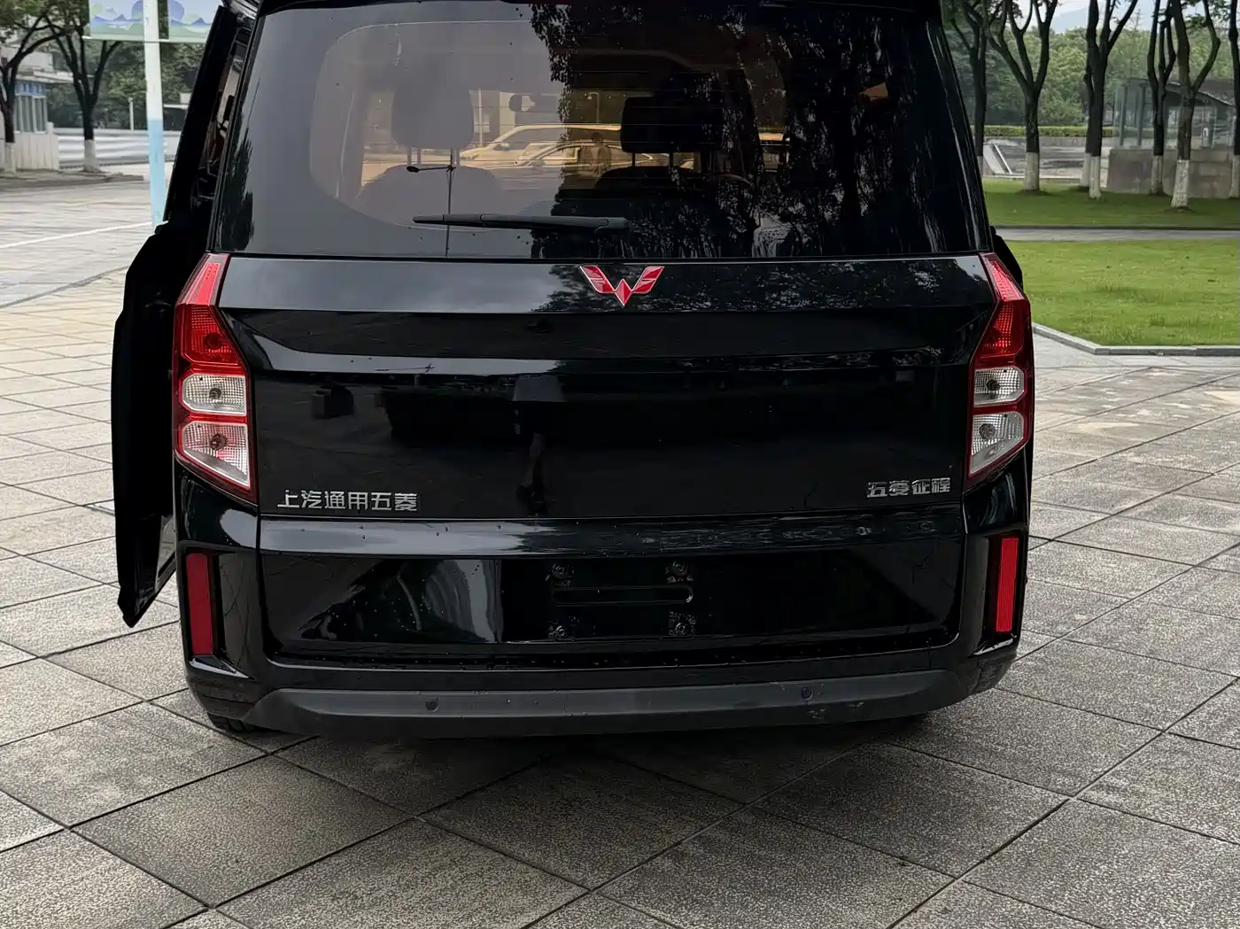WULING AUTOMOBILE WULING JOURNEY