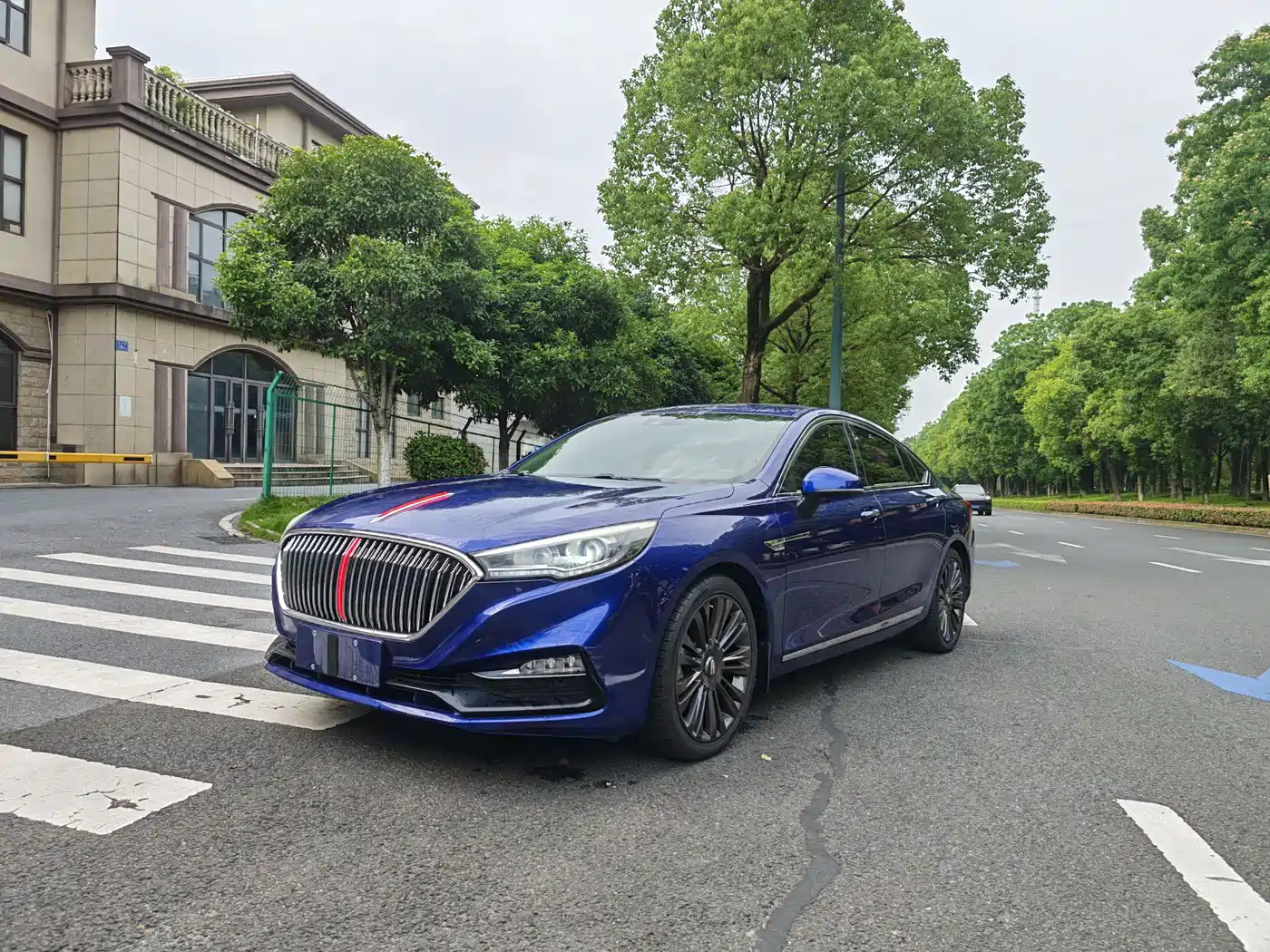 Hongqi H5 2019 30TD Agile Edition