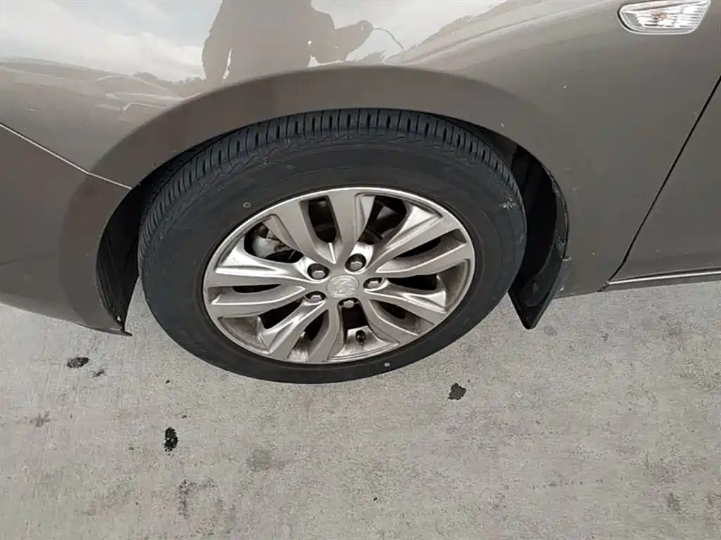 Buick Excelle 2019 15T DCT Connected Elite Type China VI фото 23