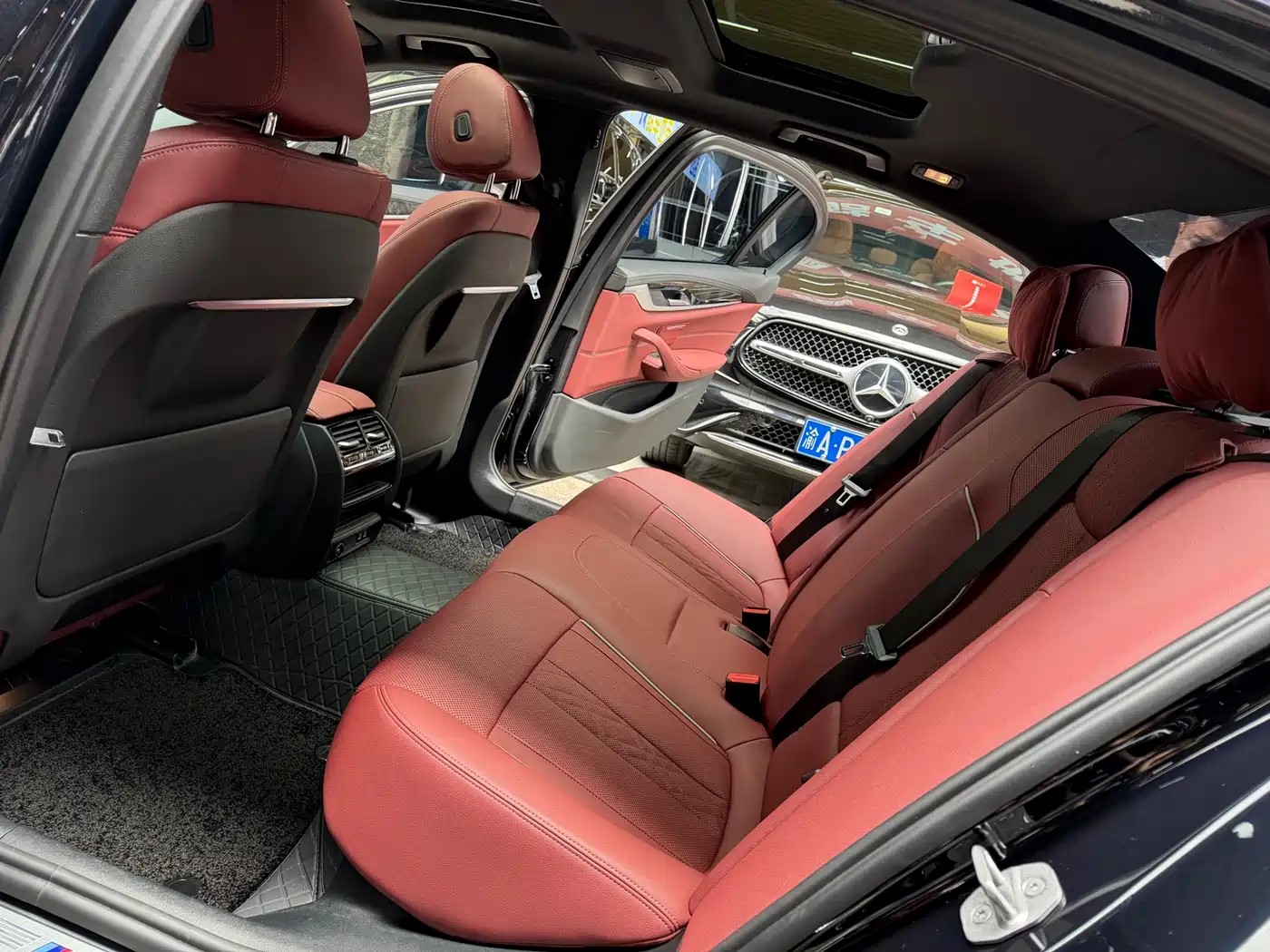 BMW 5 Series 2022 Model Second Facelift 530Li Leading M Sport Package фото 14