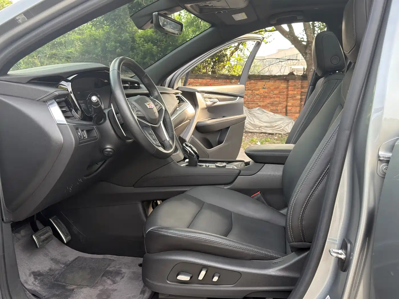 Cadillac XT5 2022 2.0T AWD Luxury (Hummingbird Edition) фото 4