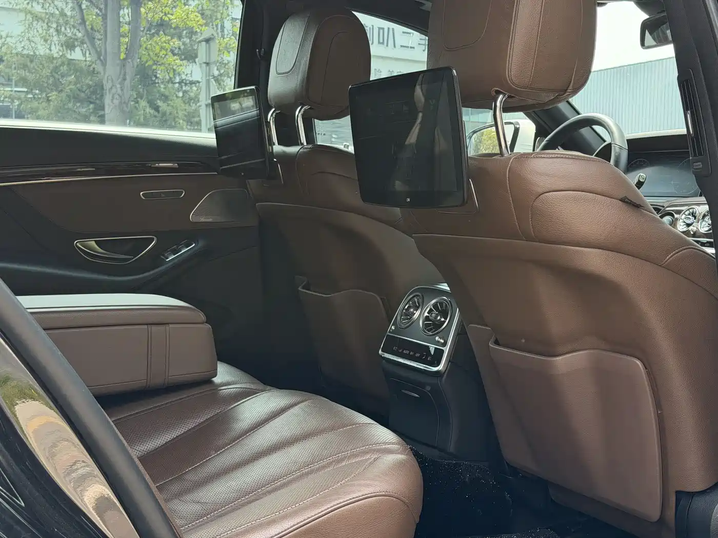Mercedes-Benz S-Class 2016 S 320 L Luxury фото 18