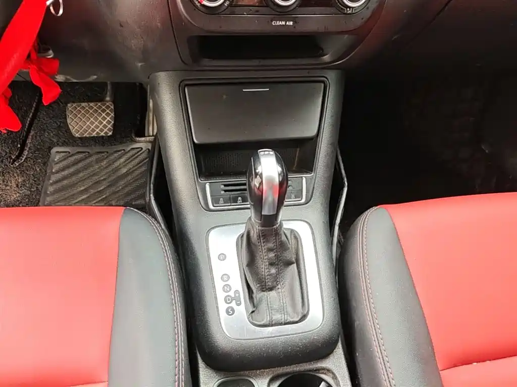 Volkswagen Tiguan 2016 280TSI Automatic 2WD Silk Road Fashion Edition фото 14