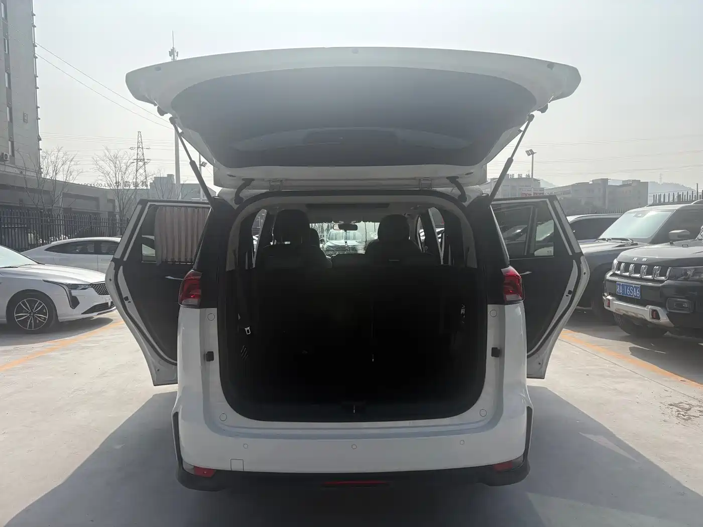 SAIC Maxus Maxus G50 2019 1.5T Automatic Luxury Edition China V фото 9