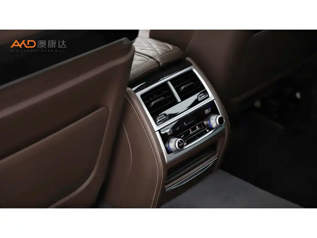 BMW 7 Series 2019 Facelift 740Li Leading M Sport Package фото 9