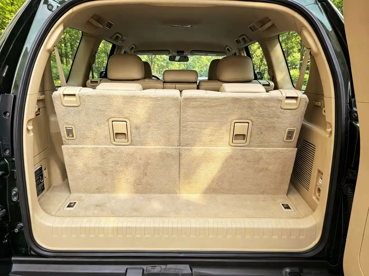 Photo 13 - Toyota Prado (Import)