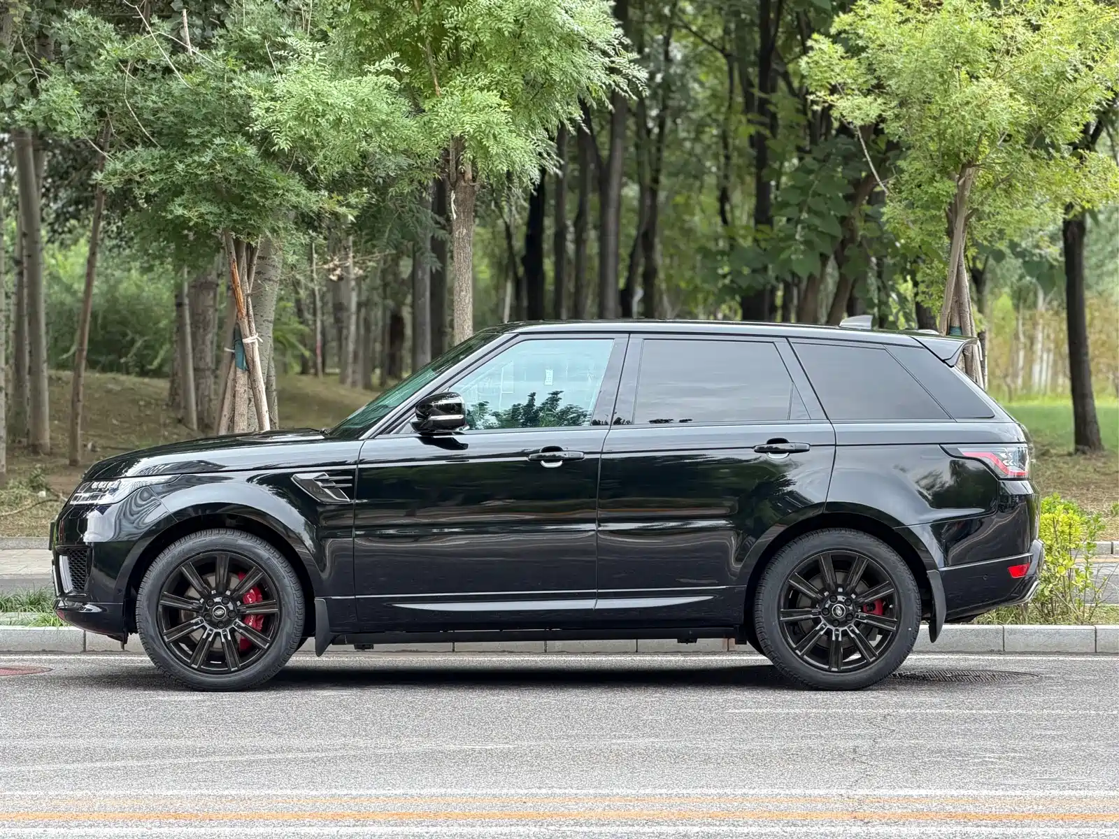 Фото 3 - Land Rover Range Rover Sport