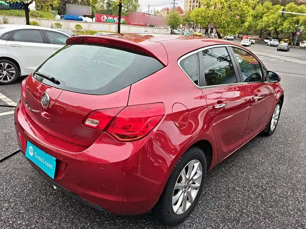 Buick Excelle 2014 XT 1.6L Automatic Fashion фото 7