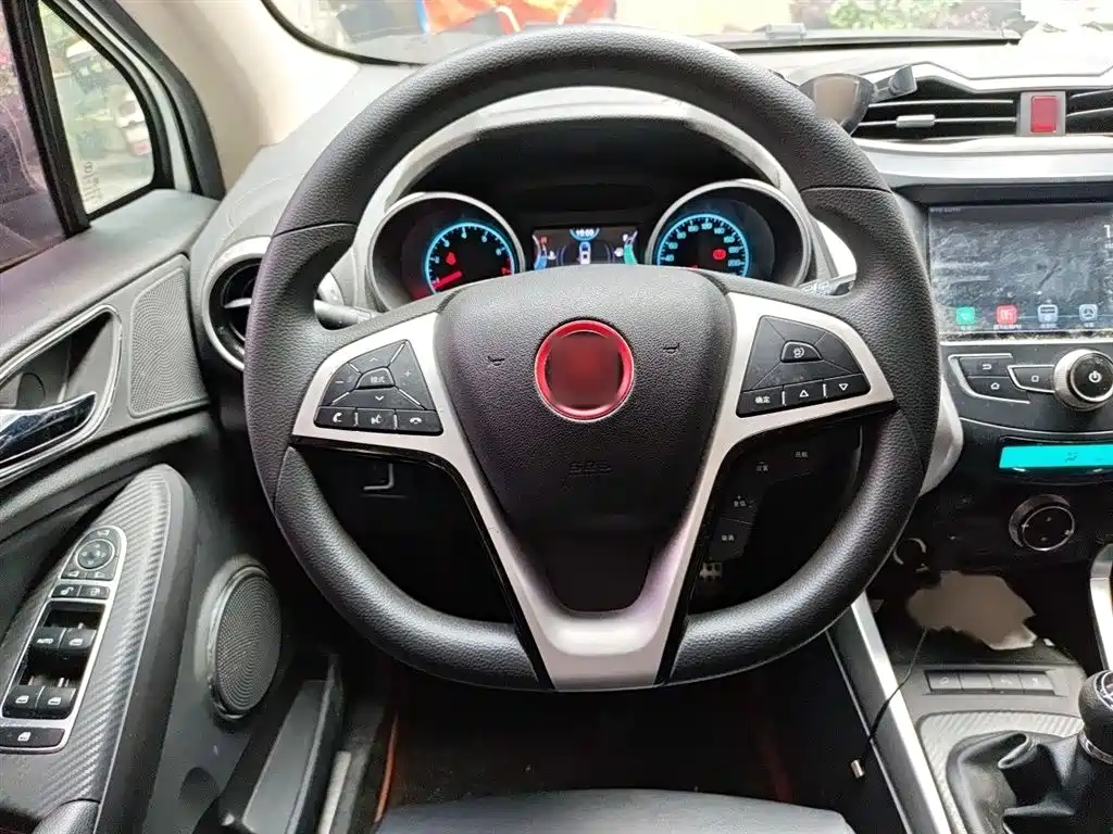 BYD Yuan 2017 1.5L Manual Cool Connect фото 3