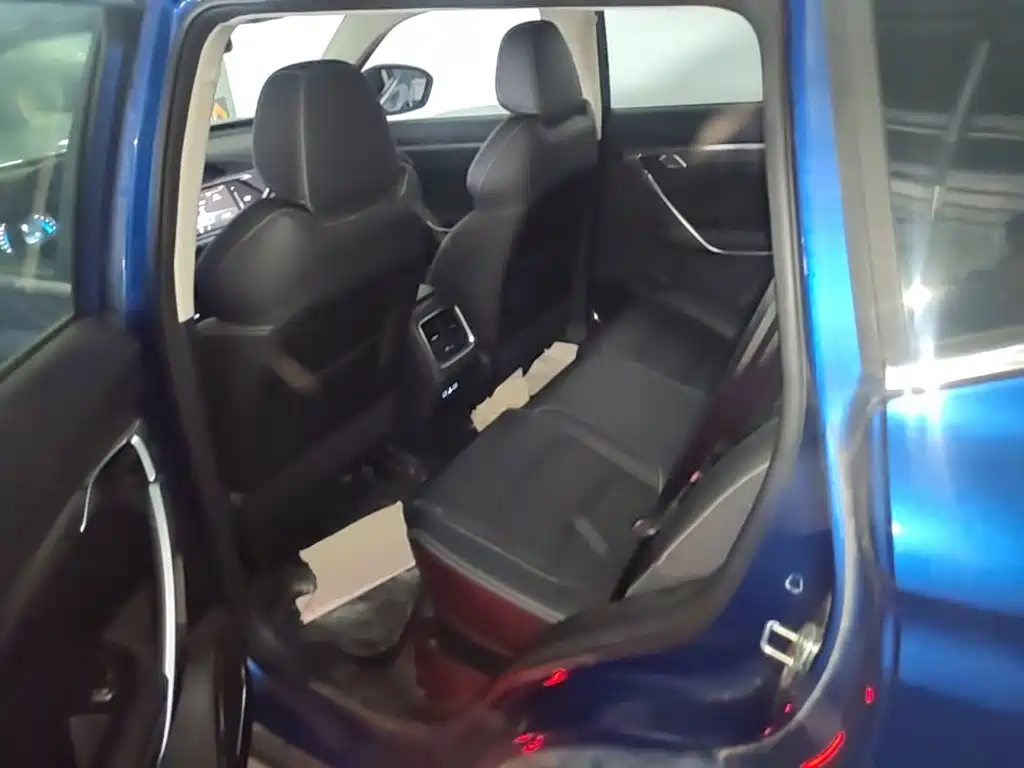 Yuan Cheng FX 2023 2021 1.8T Smart Connect Edition 5 Seater