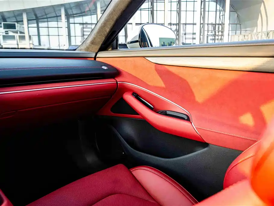 XIAOMI CAR XIAOMI SU7