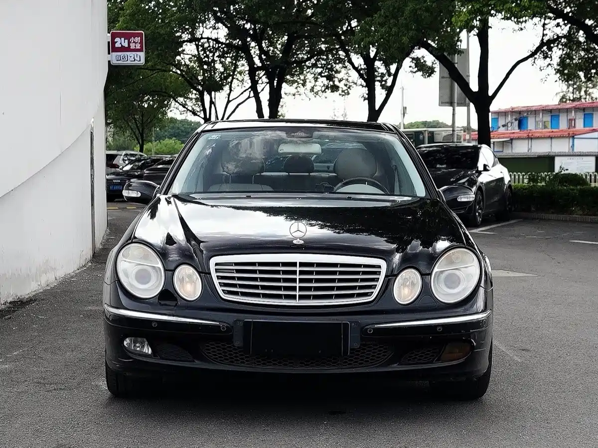 Mercedes-Benz E-Class (Import) 2006 E 500 Elegance фото 5