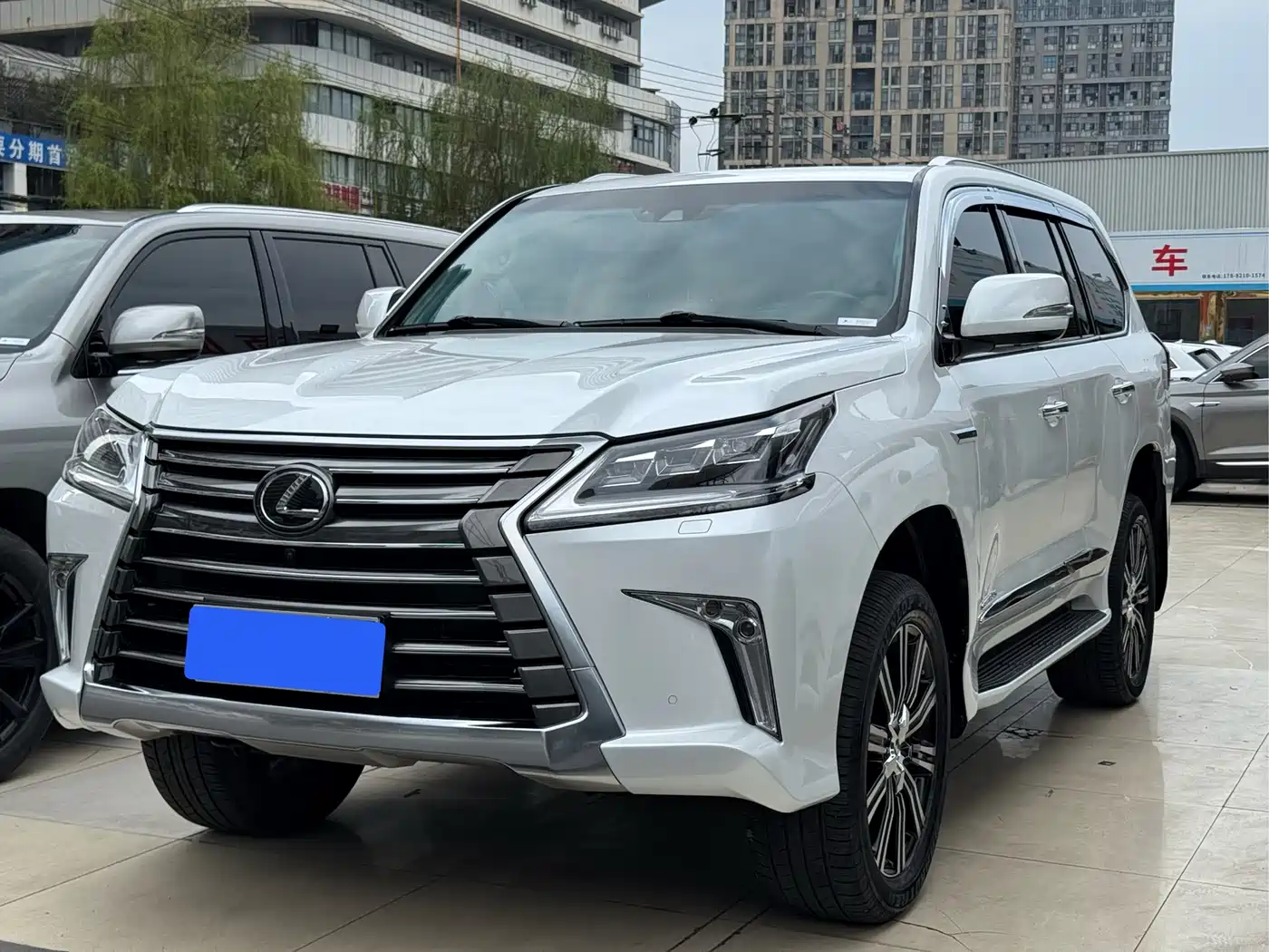 Lexus LX 2019 570 Prestige Luxury Edition