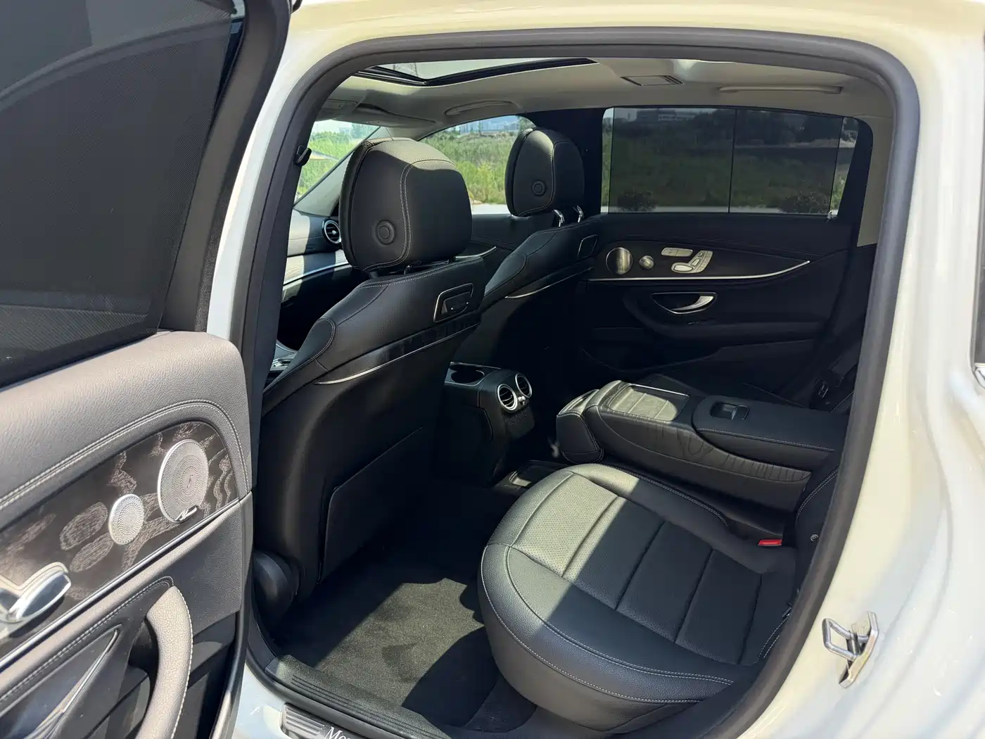 Mercedes-Benz E-Class 2019 E 300 L Sport Luxury фото 12