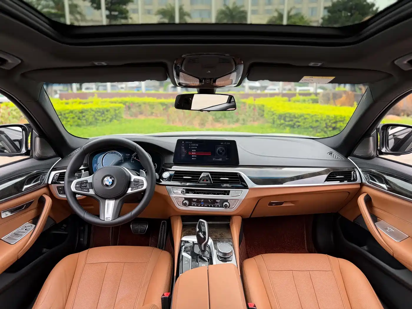 BMW 5 Series 2018 Facelift 530Li Exclusive M Sport Package фото 16
