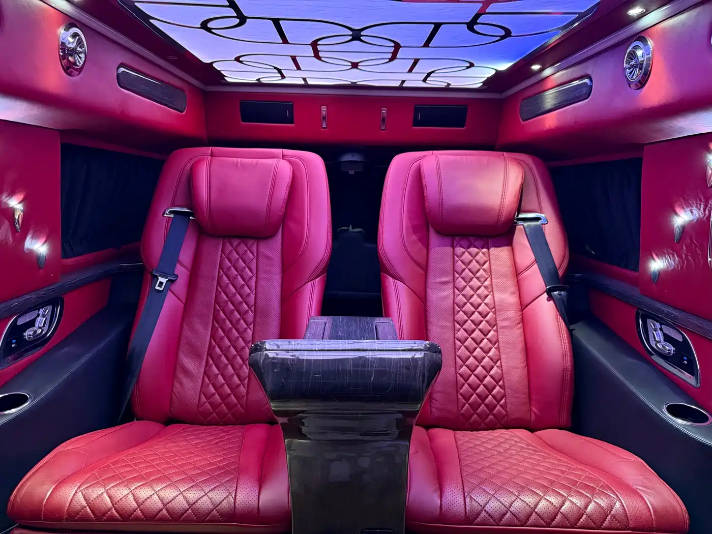 Cadillac Escalade 2017 6.2L ESV Platinum Extended фото 43