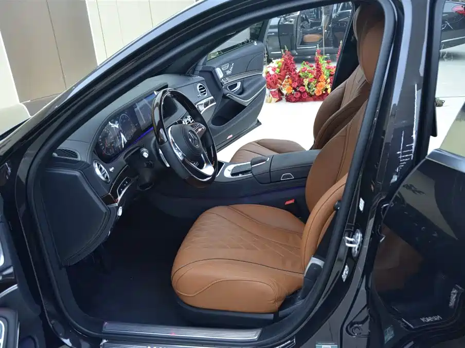 Mercedes-Benz Maybach S-Class 2020 S 450 4MATIC Collector's Edition фото 4