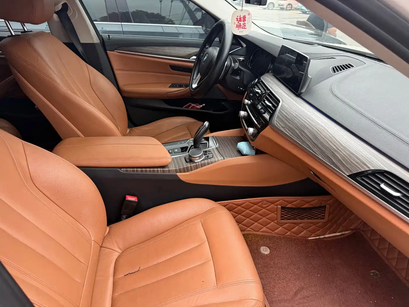 Фото 11 - BMW 5 Series