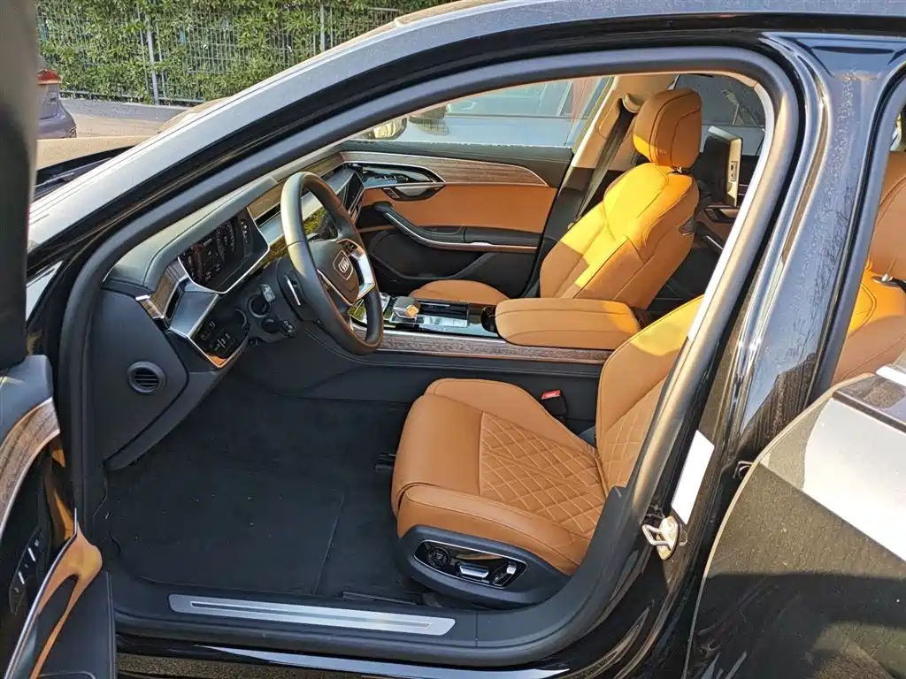 Audi A8 2024 Model A8L 55 TFSI quattro Flagship фото 22