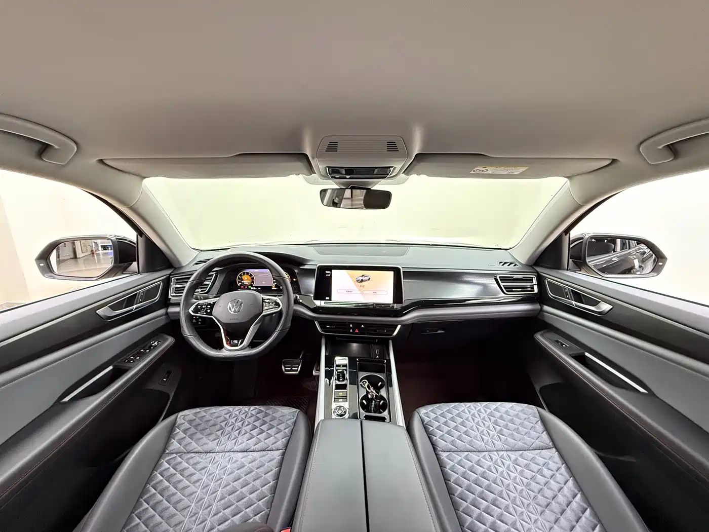 Volkswagen Teramont 2023 Teramont X 380TSI 4WD Luxury Edition фото 22