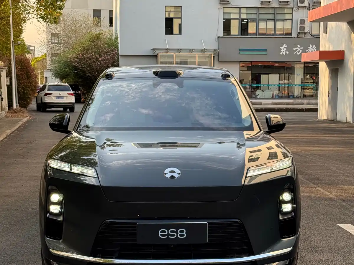NIO NIO ES8