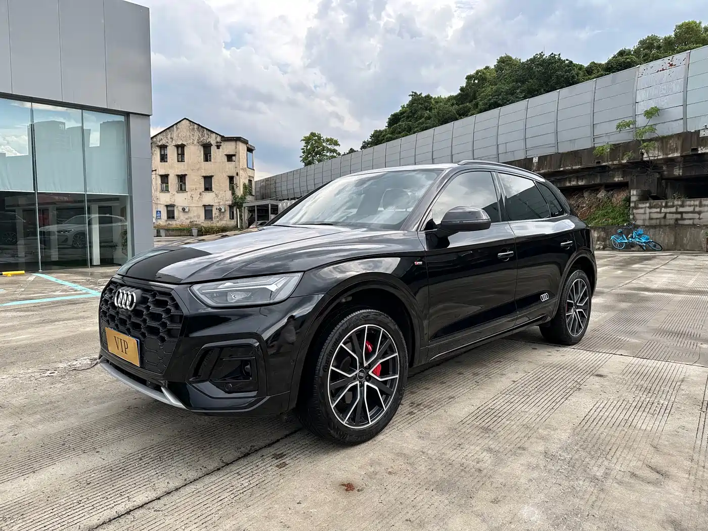 Audi Q5L 2025 45 TFSI Luxury Dynamic