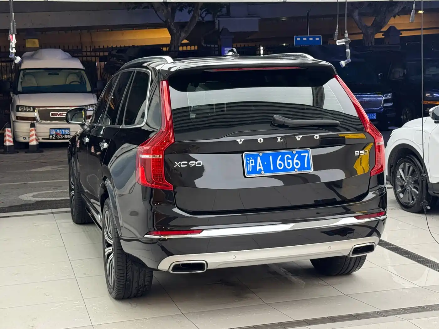 Фото 3 - Volvo XC90