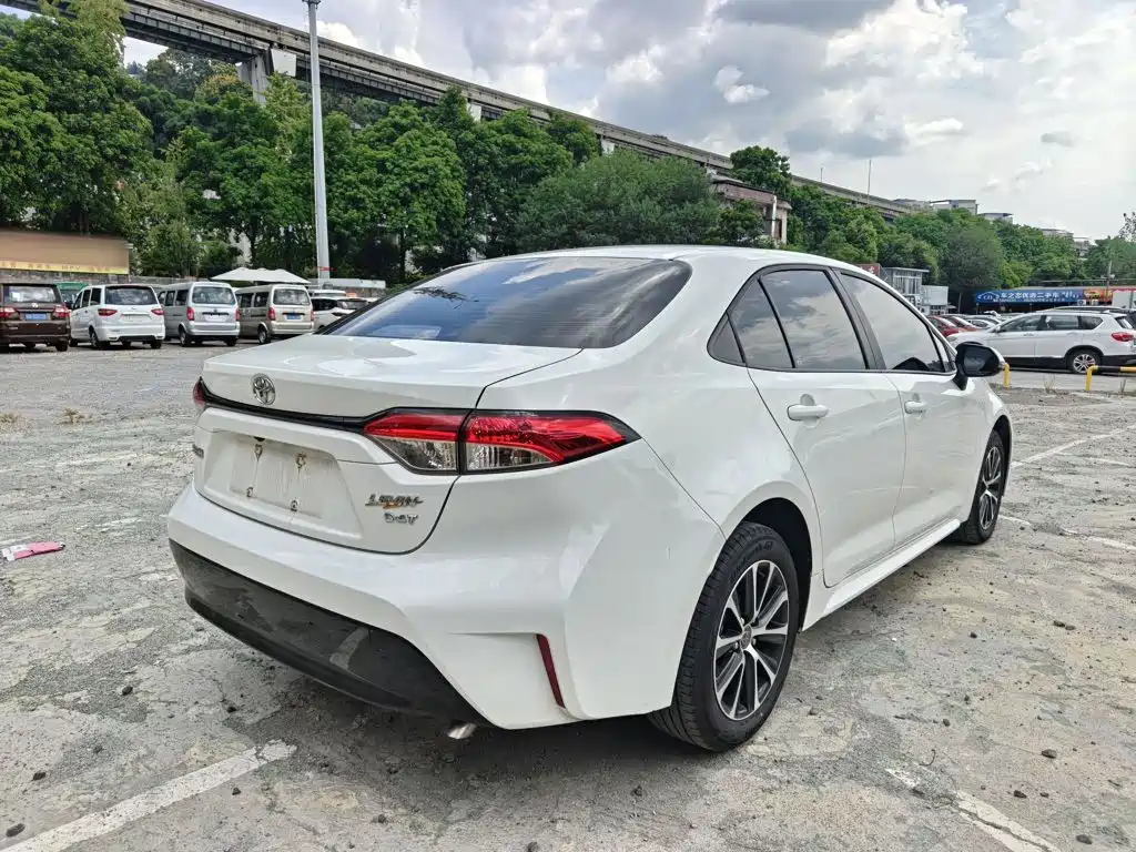 Toyota Levin 2025 2024 185T CVT Luxury Edition
