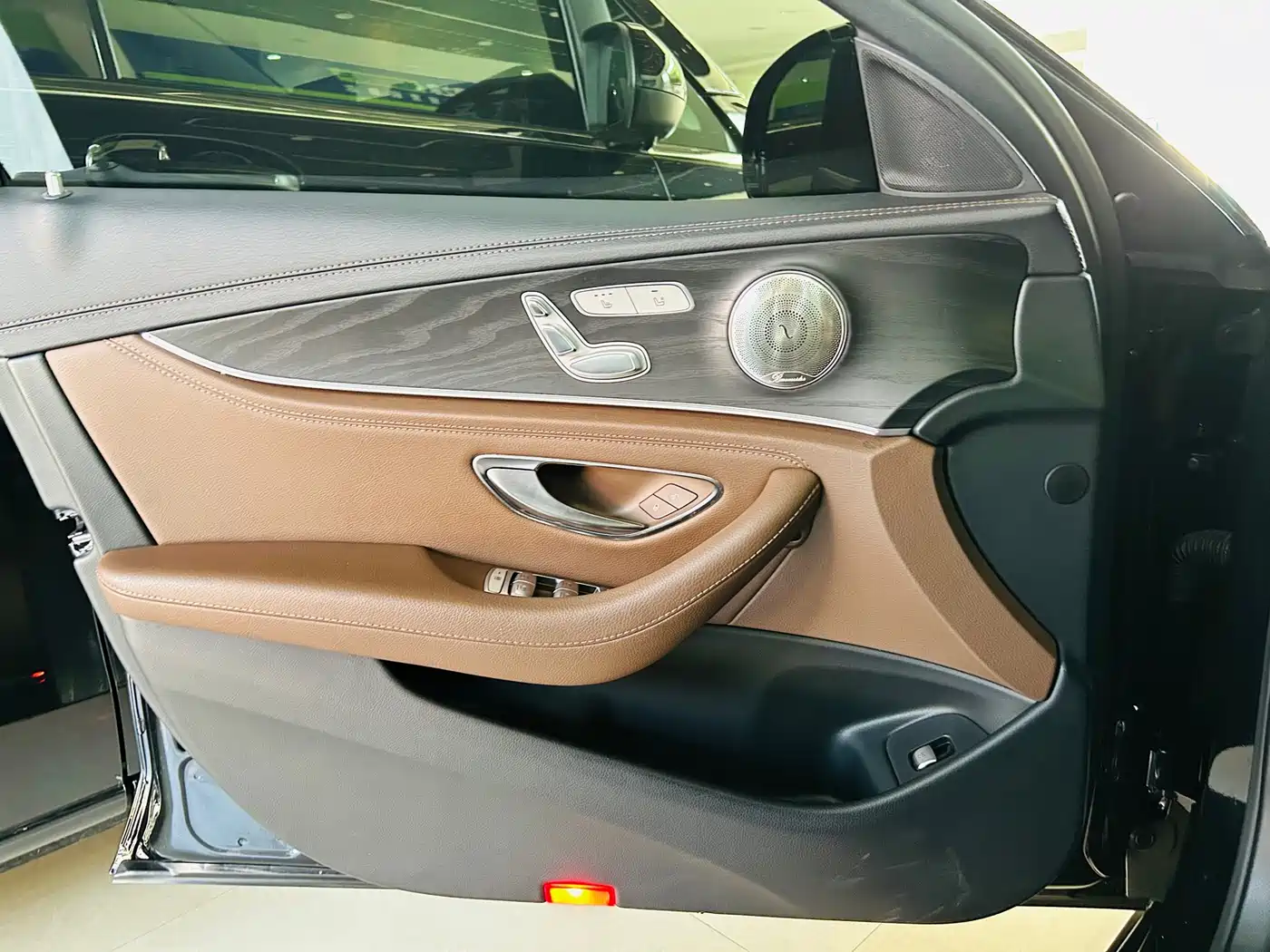 Mercedes-Benz E-Class 2021 E 300 L Fashion фото 14