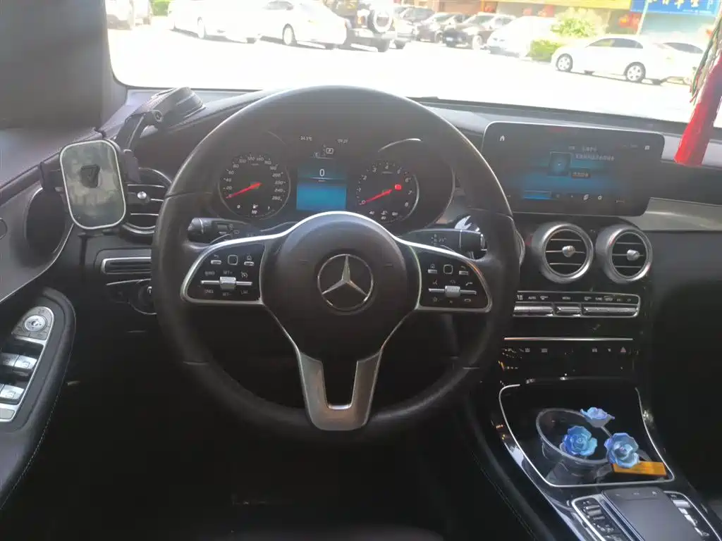 Mercedes-Benz GLC 2020 GLC 260 L 4MATIC Dynamic фото 3