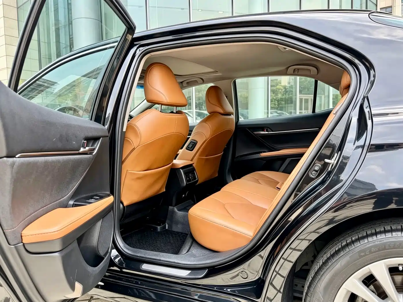 Toyota Camry 2021 2.0G Luxury Edition фото 7